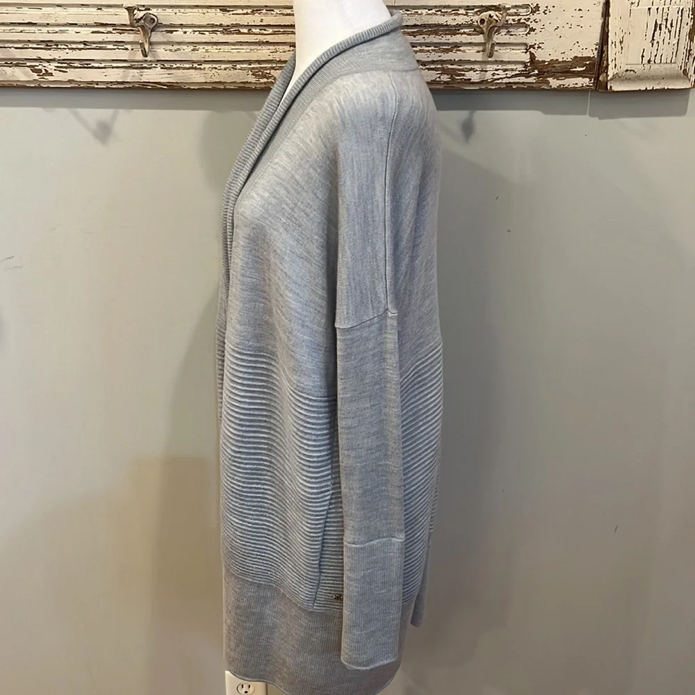 Lululemon Lotus Wrap in Heathered Starlight - Picture 3 of 8